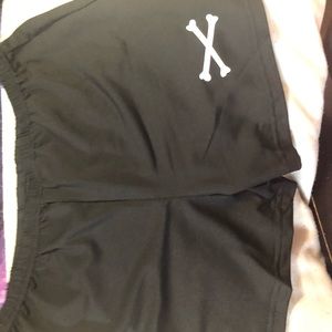 Bats Shorts M